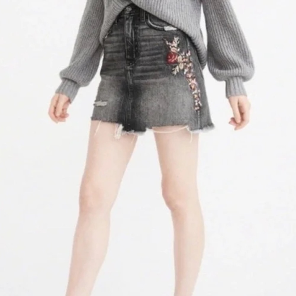 Abercrombie & Fitch Embroidered Mini Skirt Floral Sz 27 Casual Summer Western
